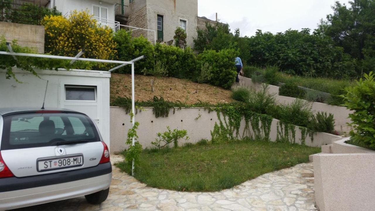 Apartman Nela Brela Zewnętrze zdjęcie